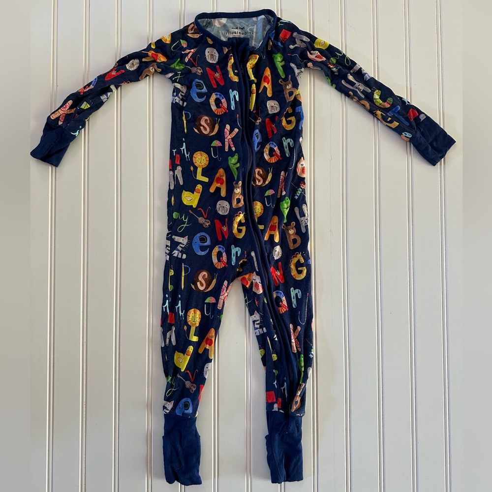 little sleepies zippy | alphabet navy